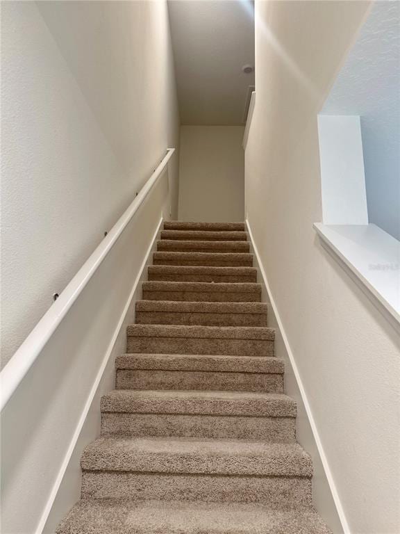 Building Photo - 1635 Thicket Ave