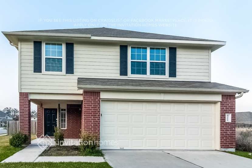 Primary Photo - 6111 El Oro Dr