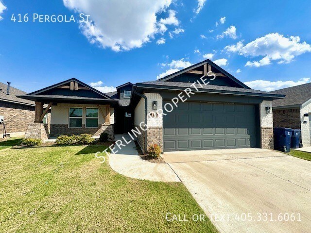 Building Photo - 416 Pergola St