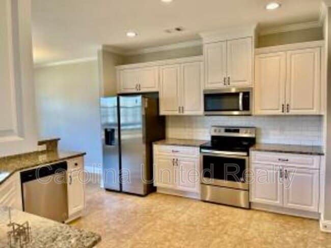 Building Photo - 1214 Cobblefield Dr