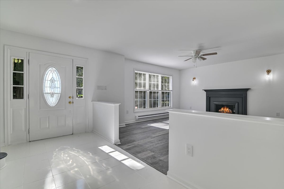 Building Photo - 198 White Pine Trl