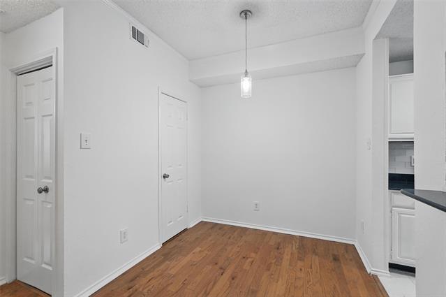Building Photo - 6208 Oram St
