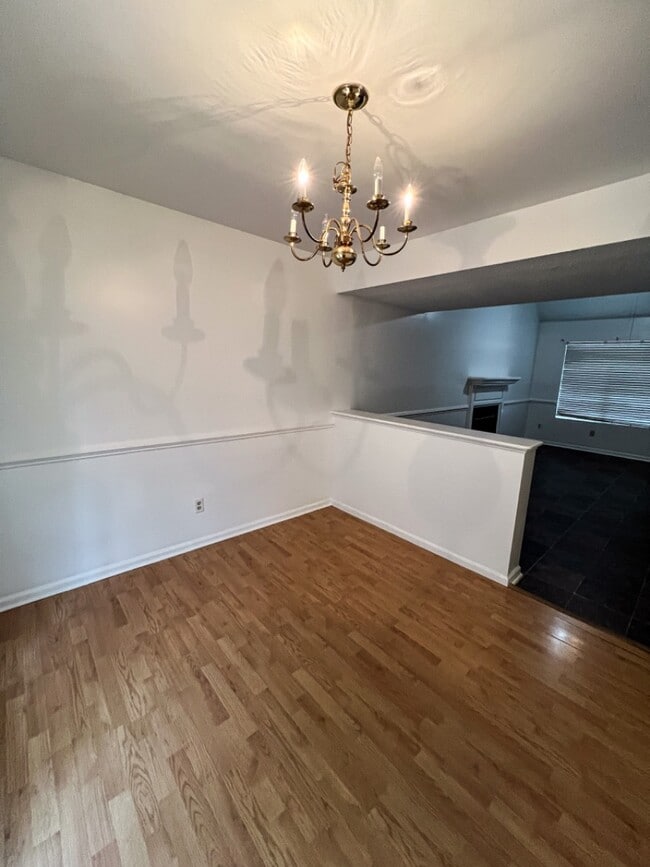 Building Photo - 1119 Cloister Pl