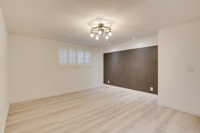 Building Photo - Charming 3-Bedroom Home in Historic John S...