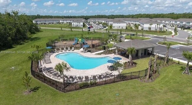 Building Photo - 3010 Skyline Lp