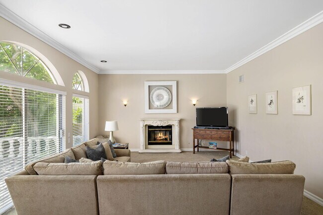 Building Photo - 72511 Theodora Ln