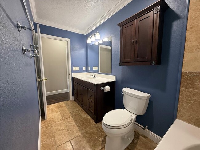 Building Photo - 3823 Martin St