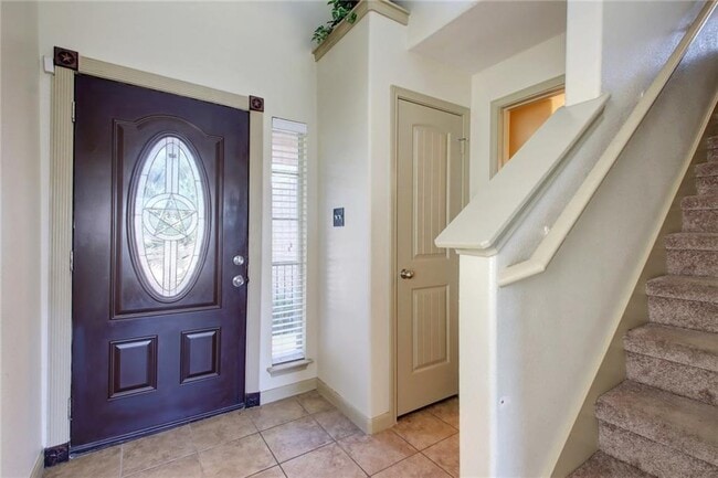 Building Photo - 12303 Stoneridge Gap Ln