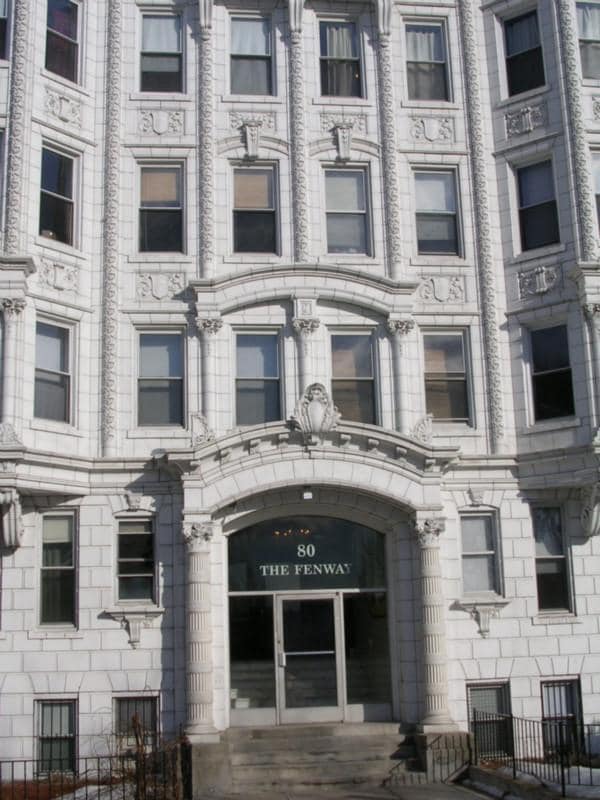 Building Photo - 80 Fenway