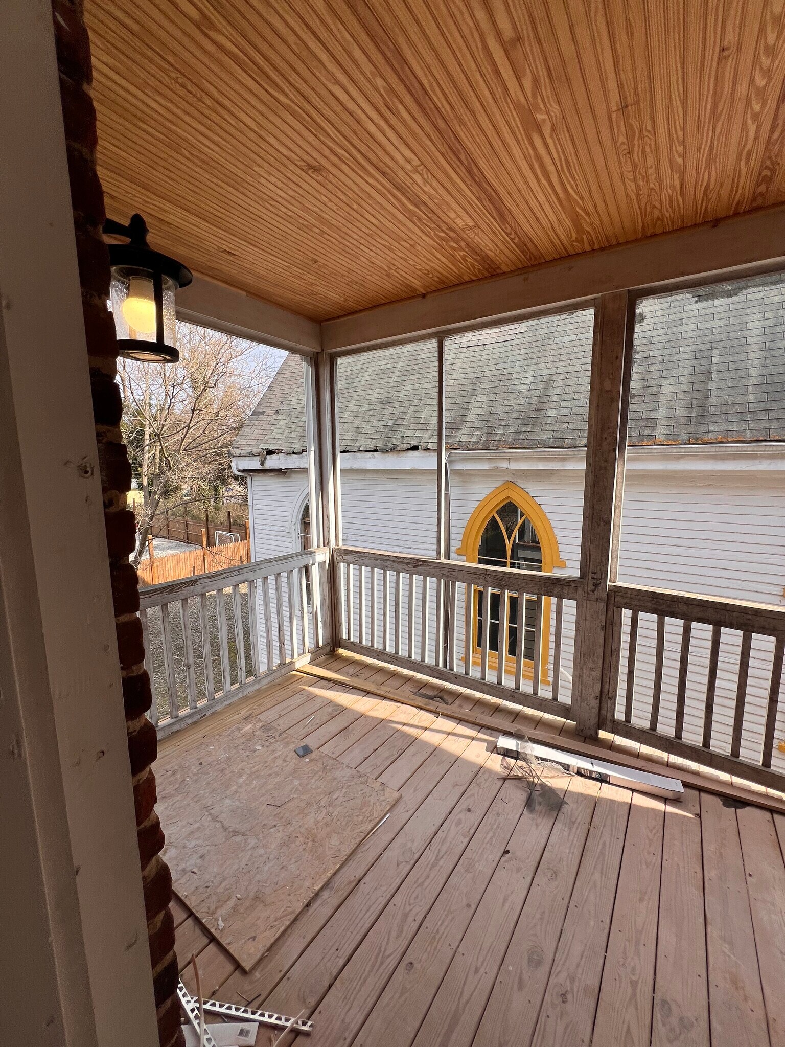 Building Photo - 1005 W High St