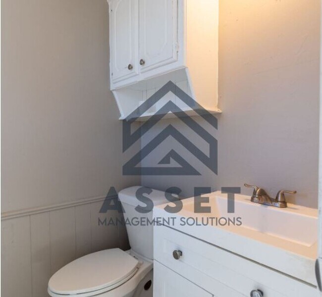 Building Photo - 4613 Cinderella Dr