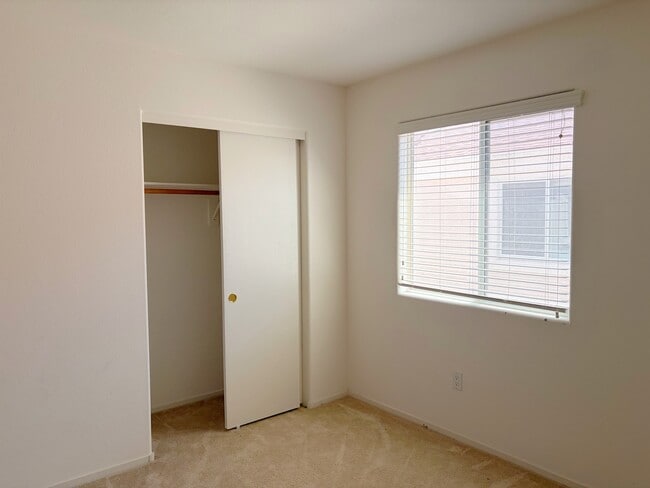 Building Photo - 9315 Indian Corn Ct
