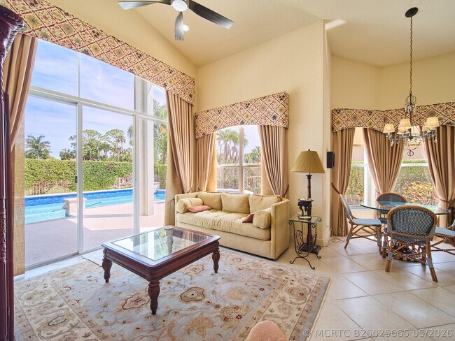 Building Photo - 8282 Spyglass Dr
