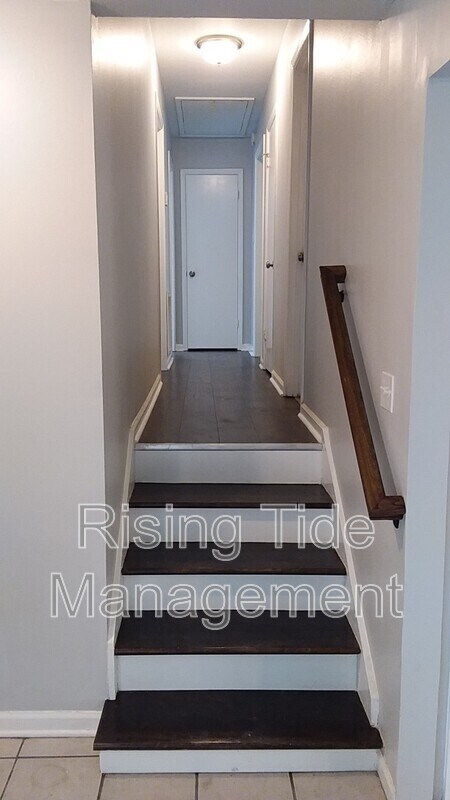 Building Photo - 1784 Napier Dr