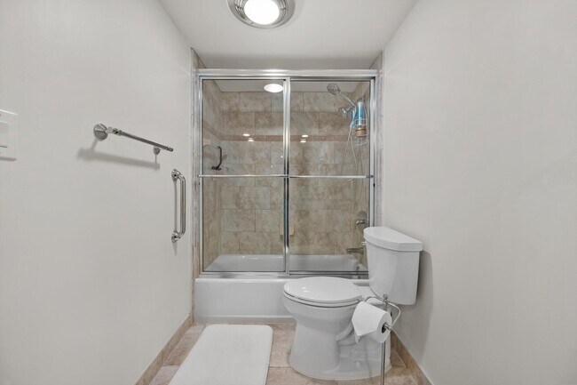 Building Photo - 350 S Beach Rd