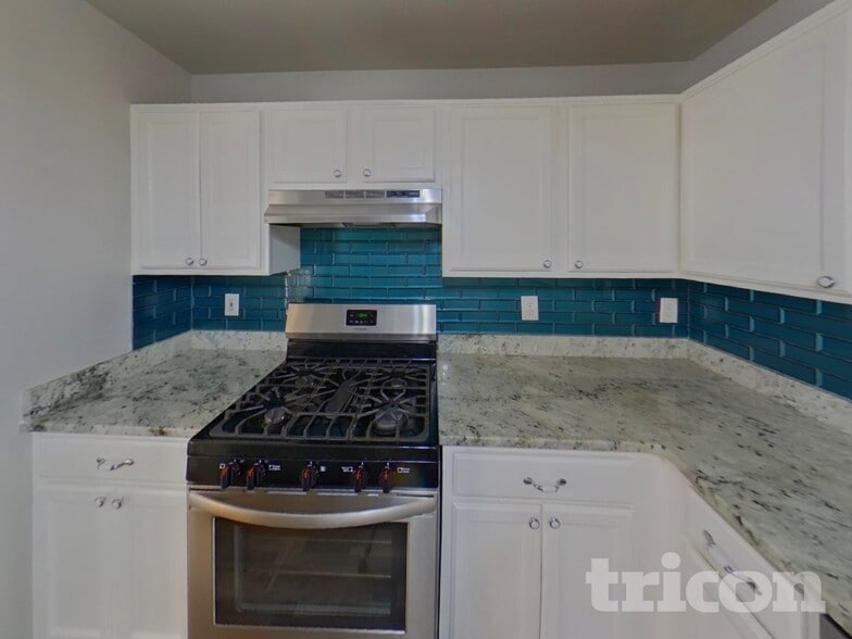 Building Photo - 7205 Brittany Way