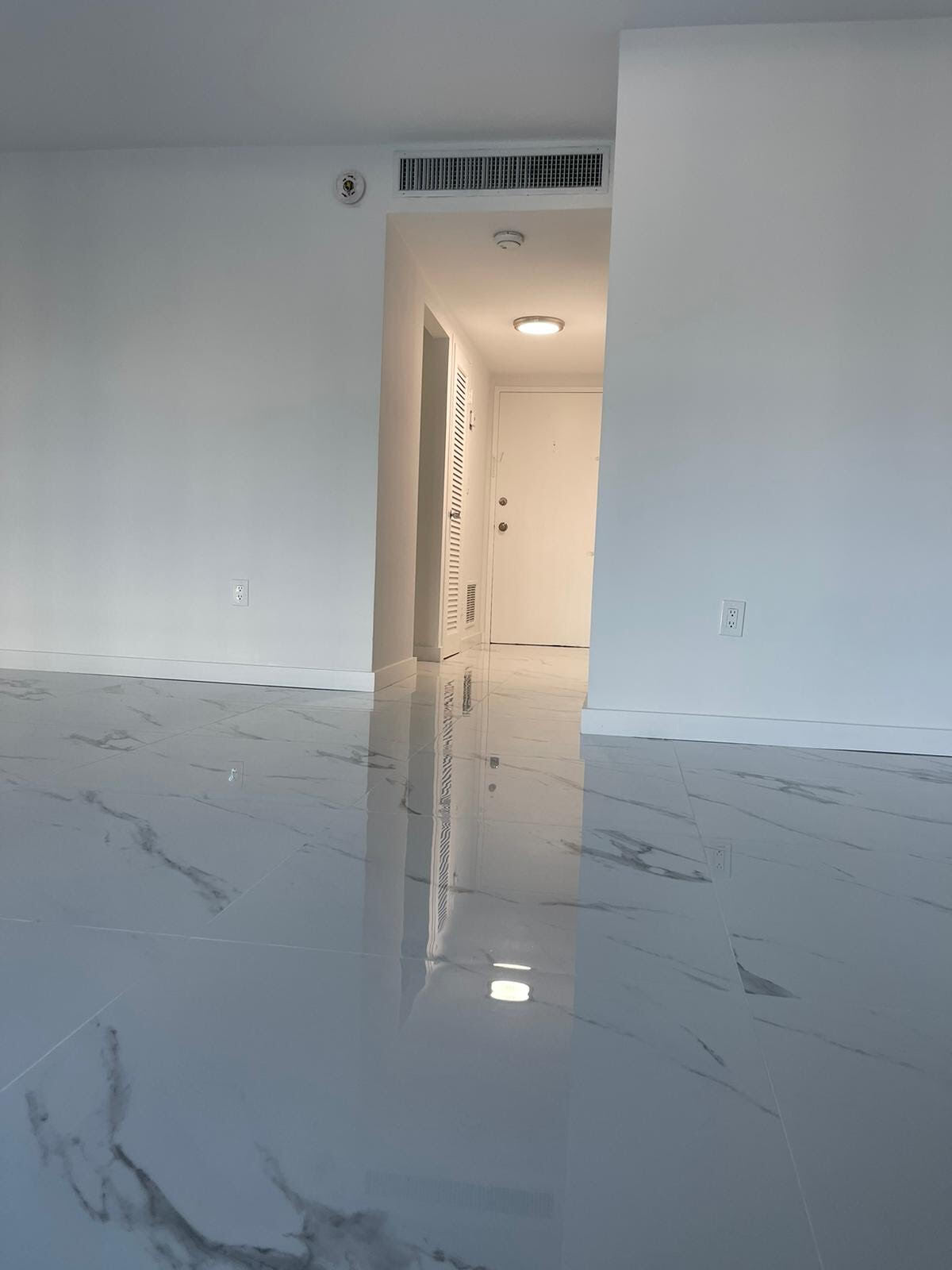 Building Photo - 1865 79th Street Cswy