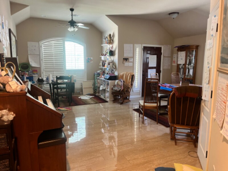 Building Photo - 9000 Heartwood Dr