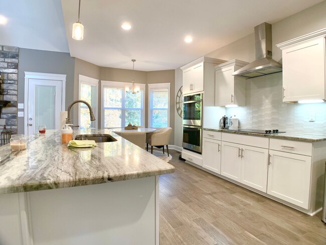 Building Photo - 260 Bluebriar Trace