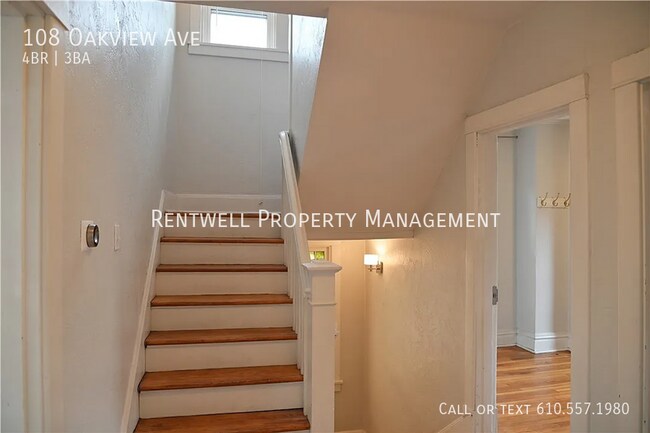 Building Photo - 108 Oakview Ave