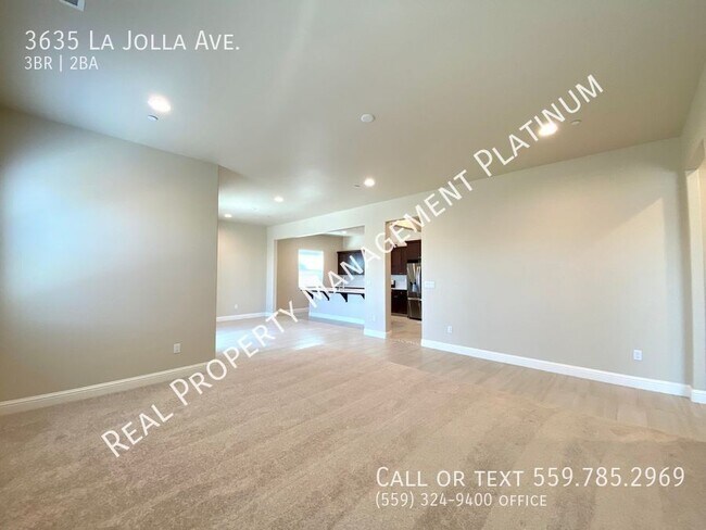 Building Photo - 3635 La Jolla Ave