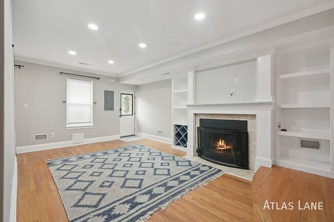 Building Photo - Waking Distance to Noma Metro Station and ...