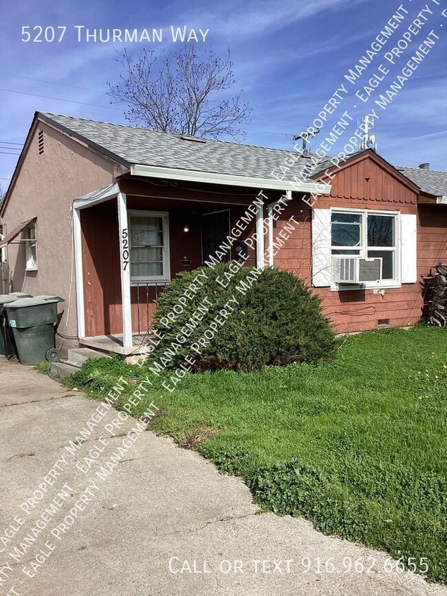 Building Photo - Cute 1 Bedroom 1 Bath Half Plex Close to S...