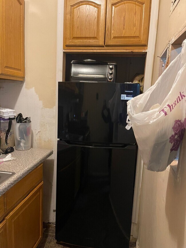 Building Photo - 50 Kenilworth Pl