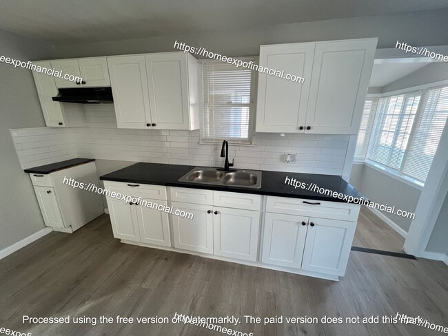 Building Photo - Nice Home For Rent