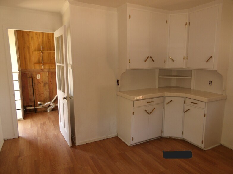 Building Photo - 18095 Brightman Ave