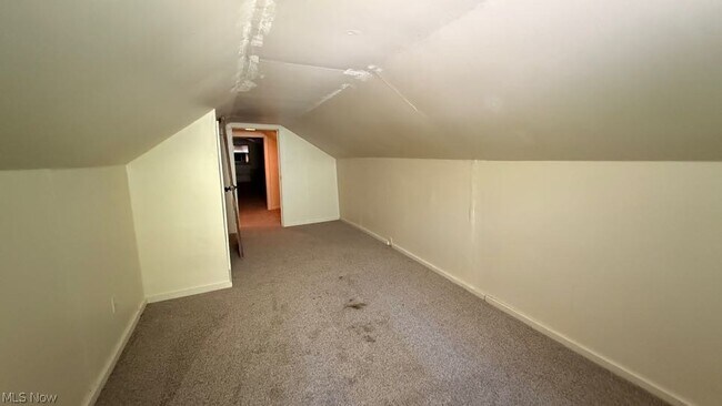 Building Photo - 629 Portage Lakes Drive