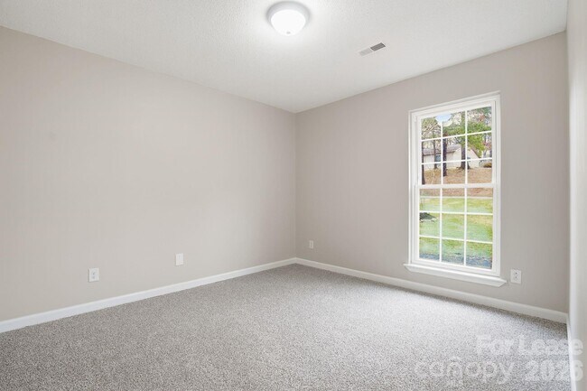 Building Photo - 232 Vista Grande Cir