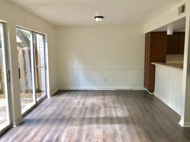 Building Photo - 6701 Dickens Ferry Rd