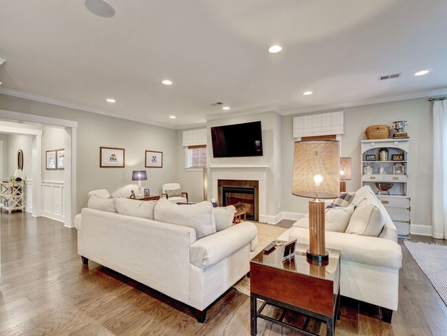 Building Photo - Charming 4 Bedroom Cottage Available in Ogden, NC