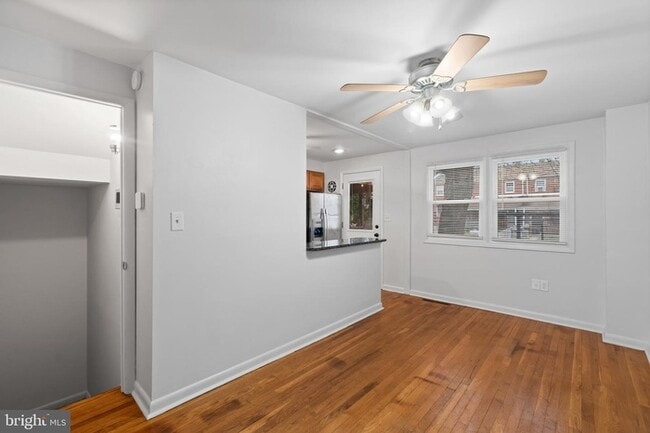 Building Photo - 3 Bedroom Dundalk