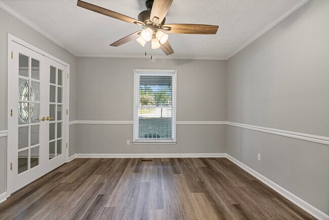 Building Photo - 6858 St Julian Way