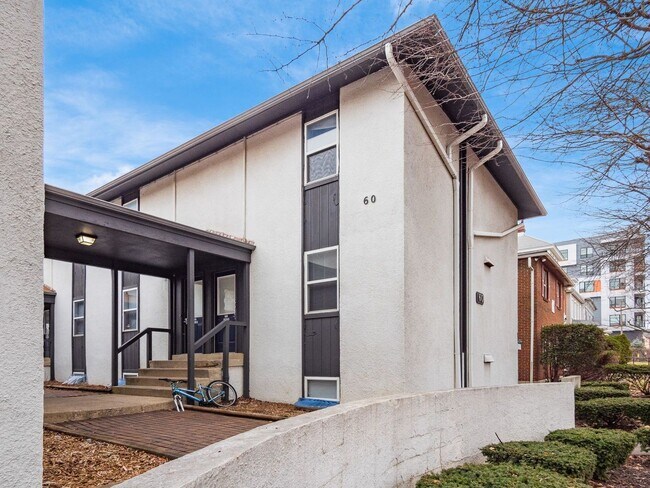 Interior Photo - 60-76 W. 8th Avenue
