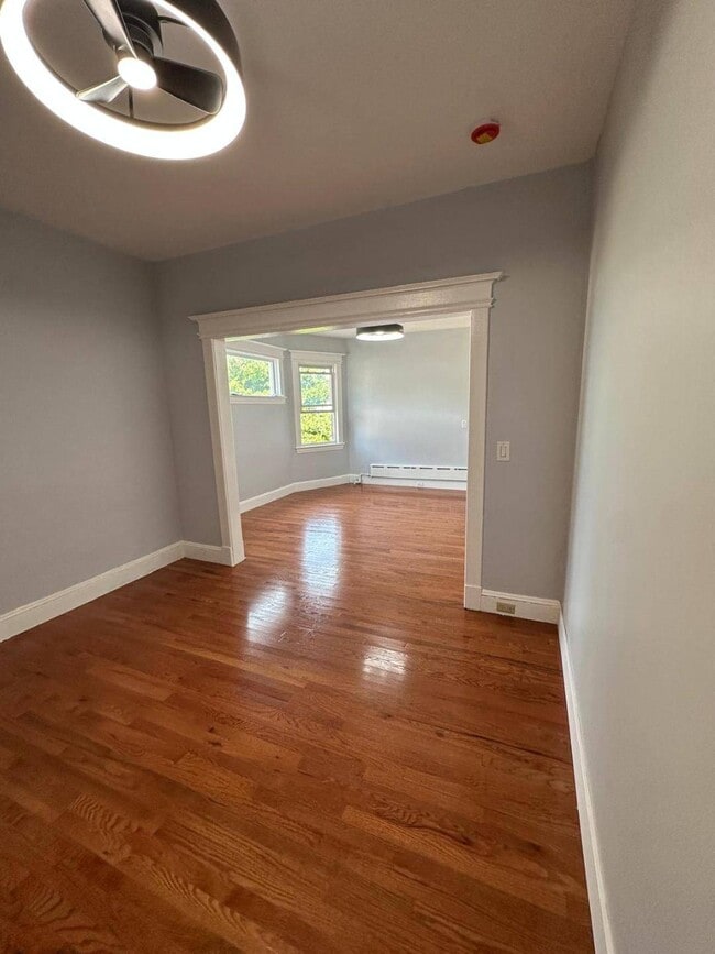 Building Photo - 291 Potter Ave