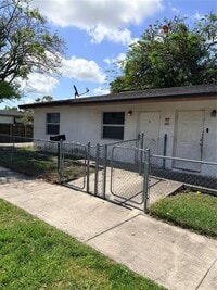 Building Photo - 1329 NW 6th Ave