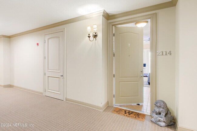 Building Photo - 4300 S Beach Pkwy