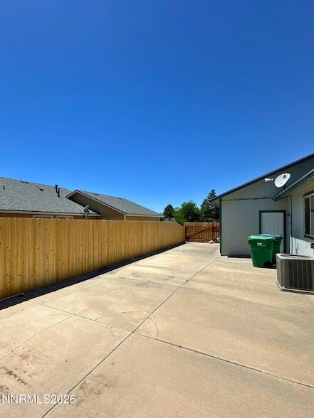 Building Photo - 3470 Socrates Dr