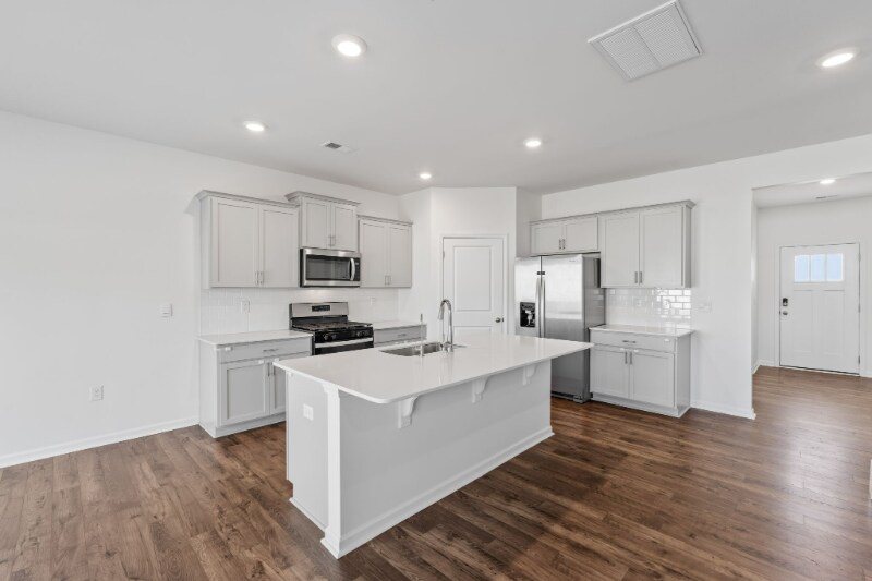 Building Photo - 121 Bayridge Rd