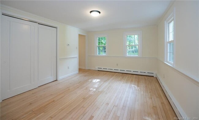 Building Photo - 3 Hilltop Rd