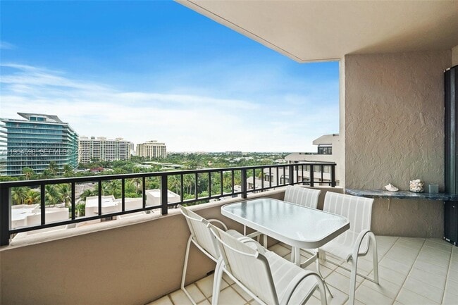 Building Photo - 201 Crandon Blvd