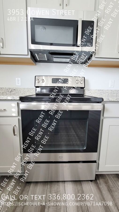 Building Photo - 3953 Cowen St