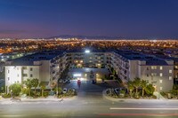 Building Photo - The Lennox Las Vegas