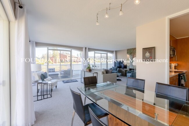 Building Photo - 2BR/2BA Waterfront Corner Condo!  Storage!  Covered Parking! FOUNDATION