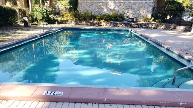 Building Photo - 507 NW 39th Rd