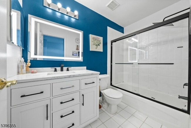 Building Photo - 72 River Birch Cir