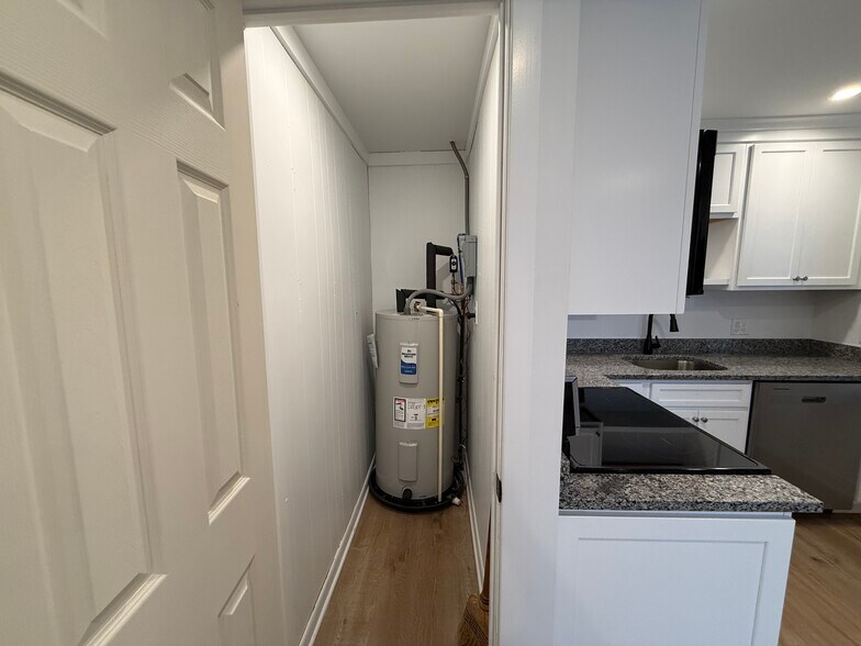 Utility Closets - 303 Wollerton St